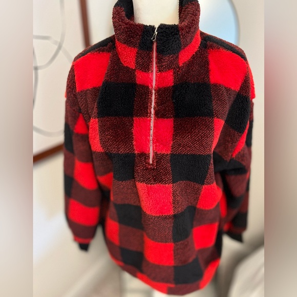 New! Loft Women’s Sherpa Quarter Zip Red and Black Buffalo Plaid Sweatshirt - Picture 3 of 15